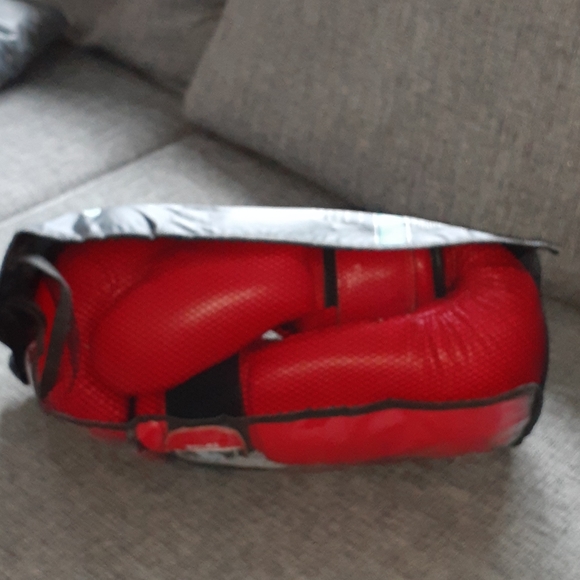 Fitness/Sport Boxing kit - IN PERFECT CONDITION! - Picture 6 of 11